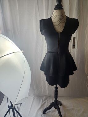 Snap Black Peplum Mini Dress with Front Zip Large